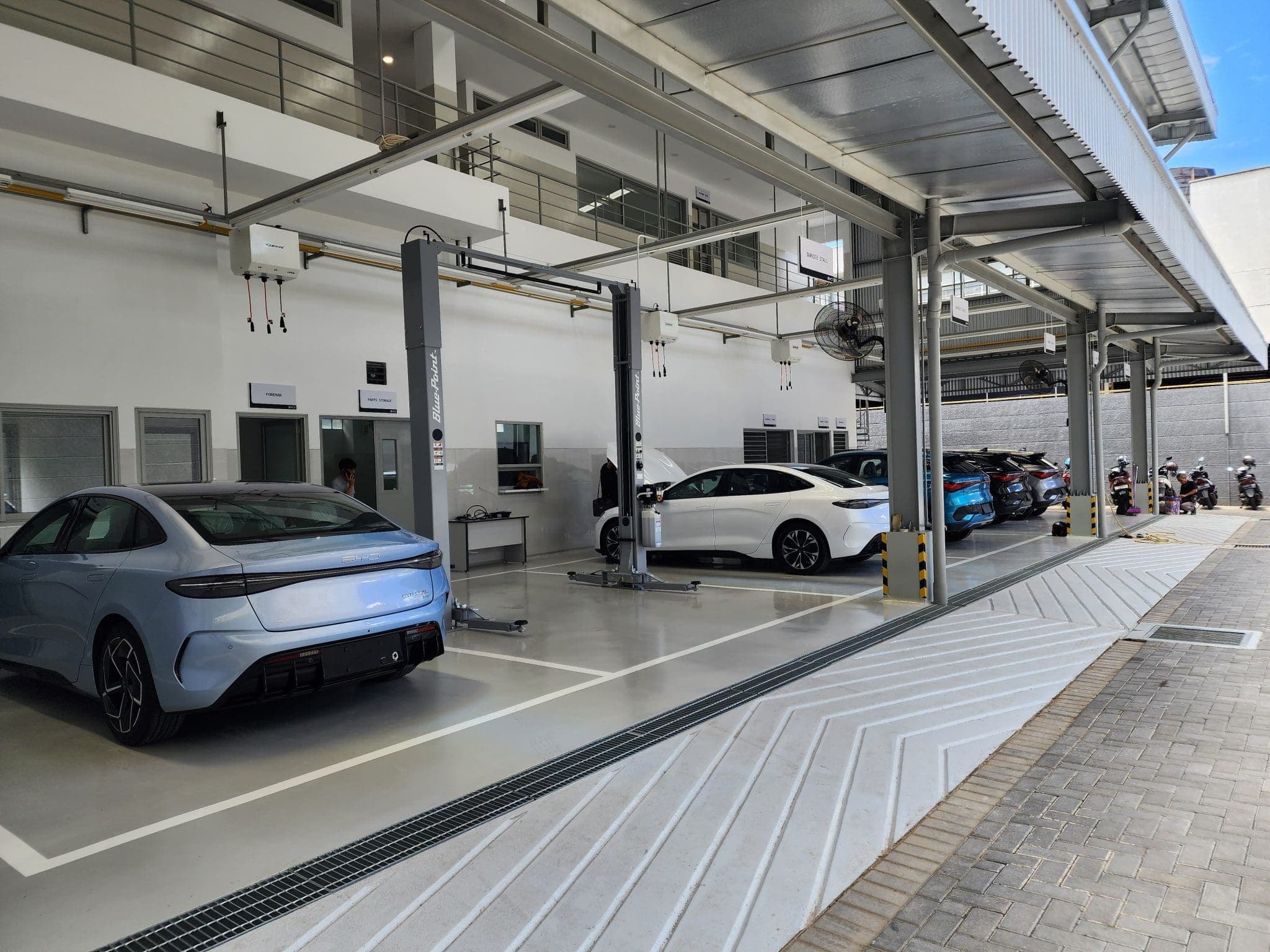 Bengkel Resmi & Service Centre BYD